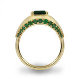 EMERALD SADDLE RING IN 18 KARAT GOLD - ALL RINGS