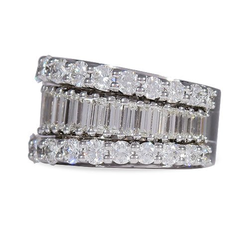 BAGUETTE AND ROUND DIAMOND RING - ALL RINGS