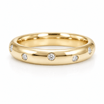 SCATTERED DIAMOND BAND IN YELLOW GOLD - ALL RINGS