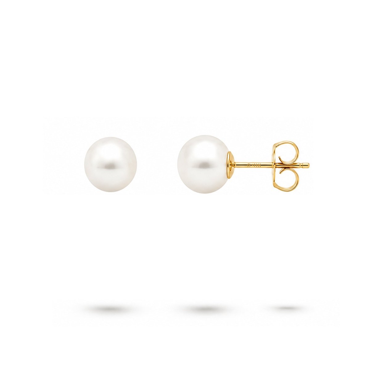 WHITE 7-7.5MM FRESHWATER PEARL STUD EARRINGS IN YELLOW GOLD - EARRINGS