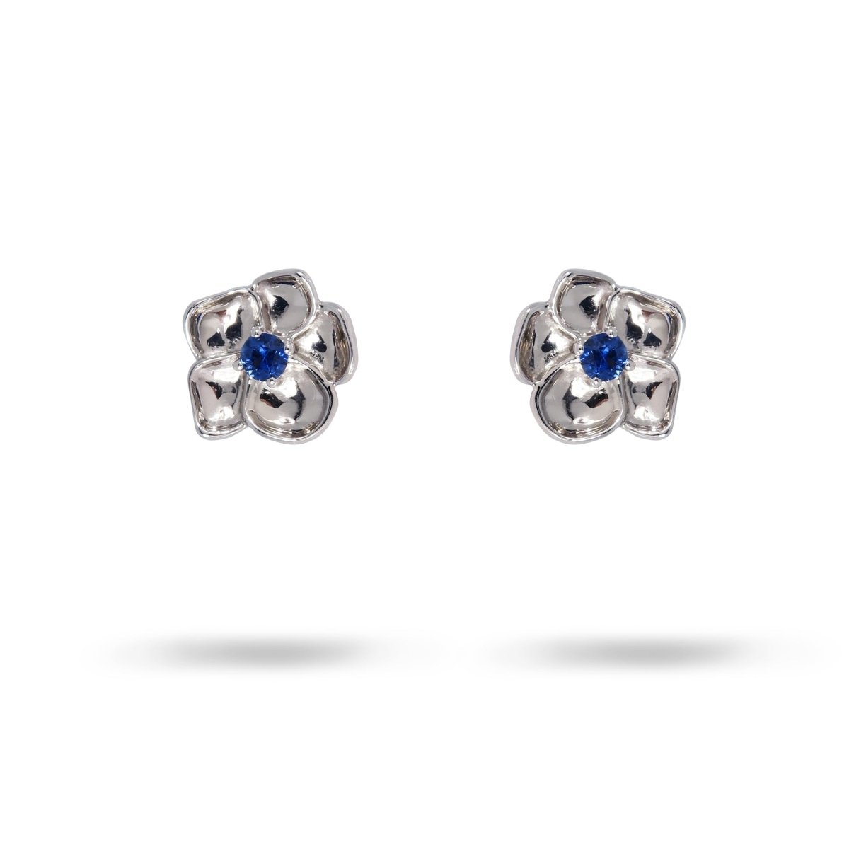 STRAWBERRY BLOSSOM STUD WITH BLUE SAPPHIRE IN 14K WHITE GOLD - EARRINGS