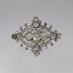 DIAMOND BROOCH IN STERLING SILVER & 9KT YELLOW GOLD - ESTATE & VINTAGE JEWELLERY