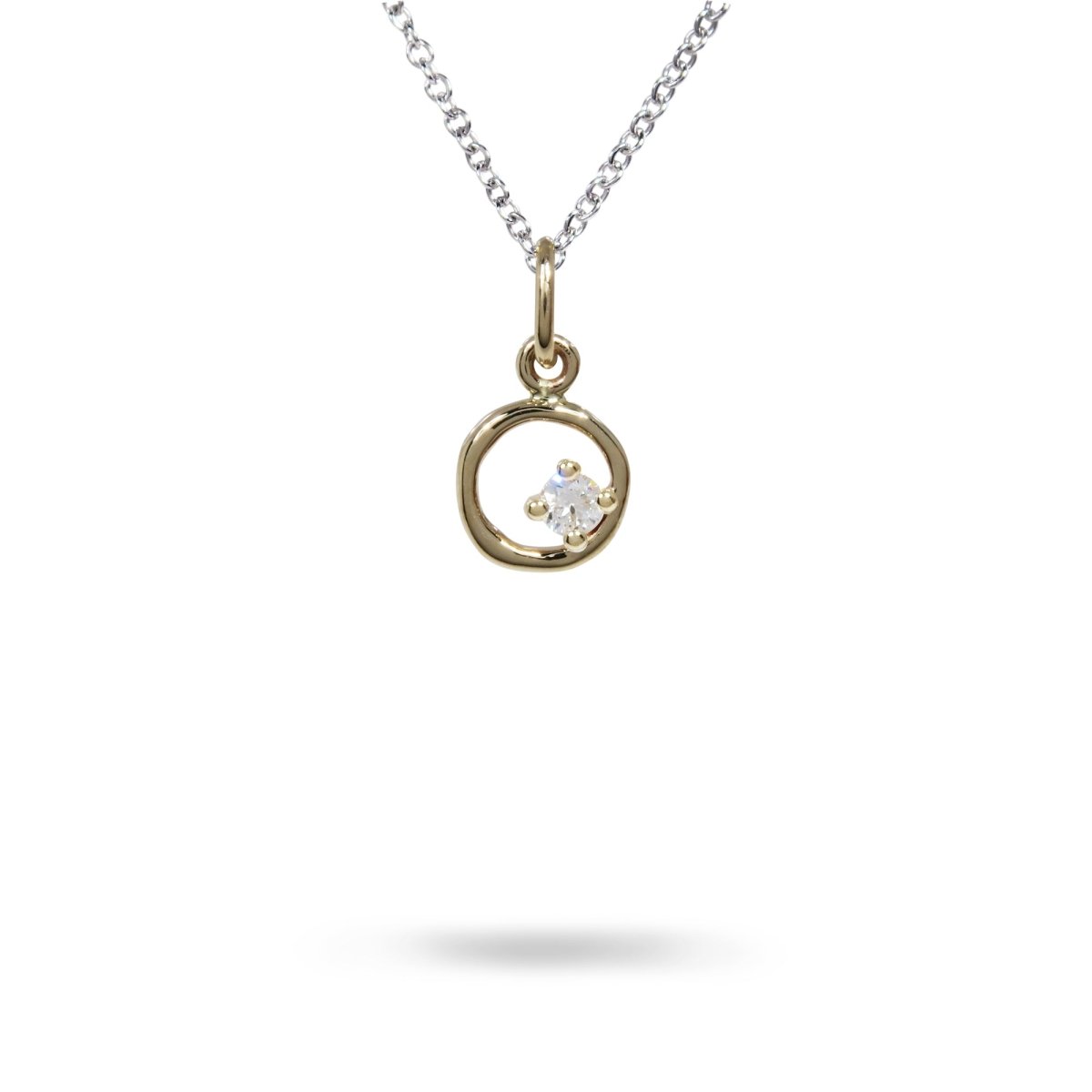 7MM ORGANIC CIRCLE WITH DIAMOND IN 14K YELLOW GOLD - NECKLACES