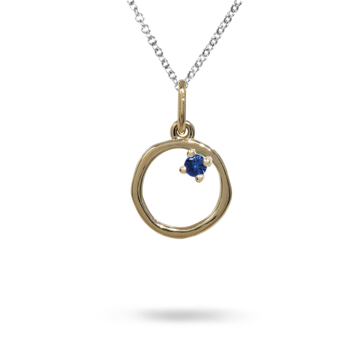 12MM ORGANIC CIRCLE WITH BLUE SAPPHIRE IN 14K YELLOW GOLD - NECKLACES
