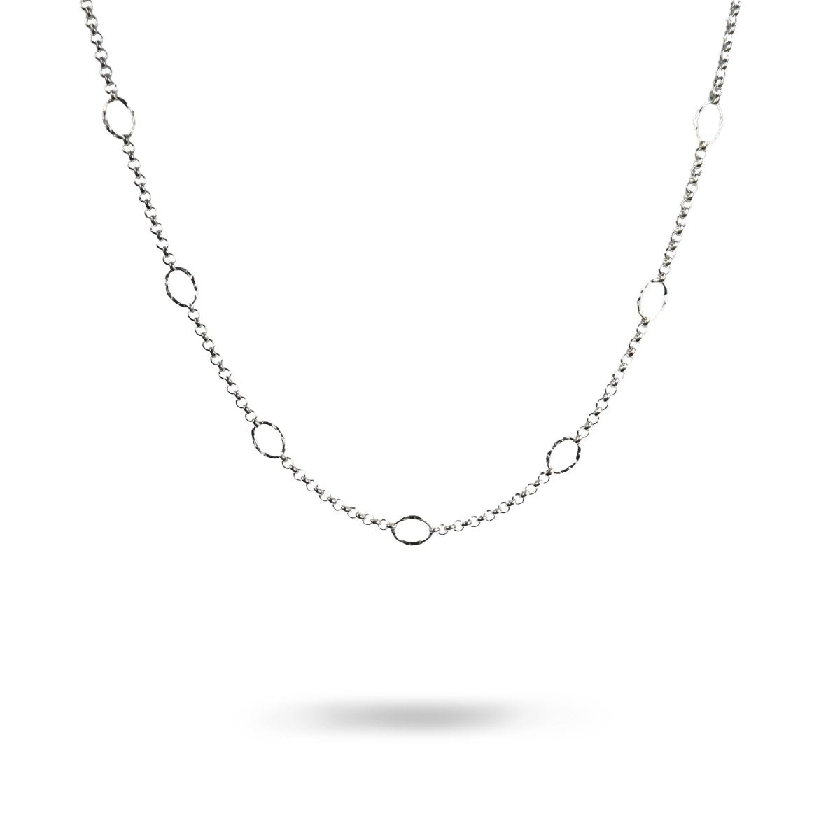 HAMMERED OVAL LINK ROLO NECKLACE IN STERLING SILVER - NECKLACES