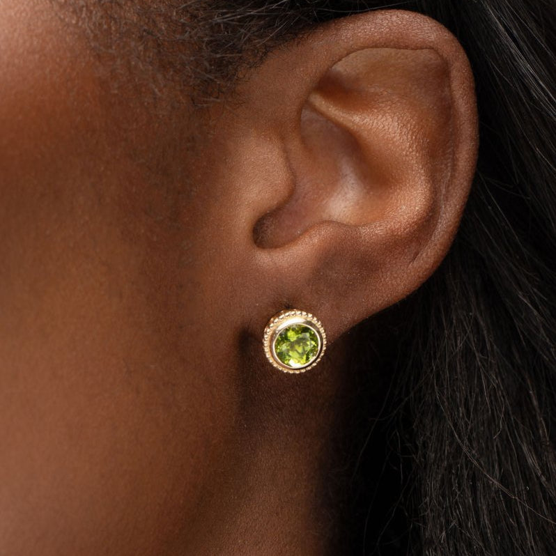 TESSA STUD EARRINGS IN YELLOW GOLD WITH PERIDOT - EARRINGS