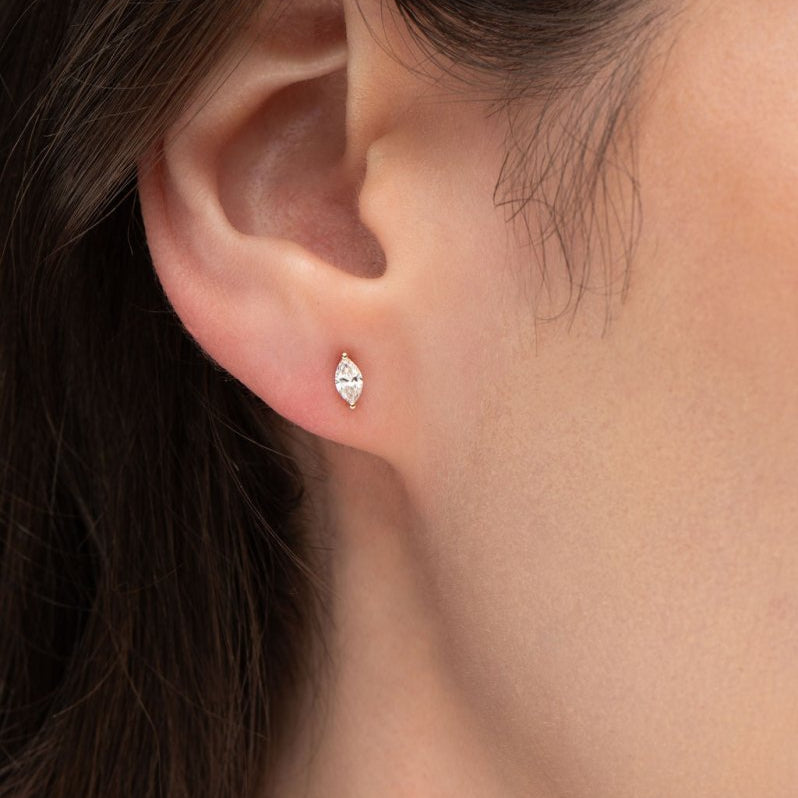 MARQUISE DIAMOND STUD EARRINGS IN YELLOW GOLD - EARRINGS