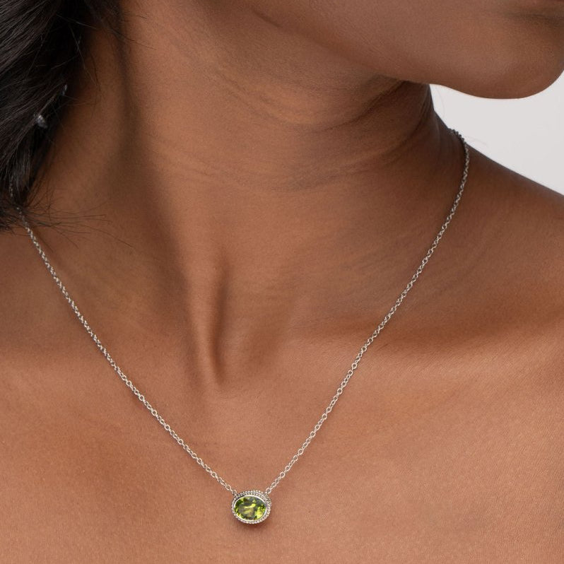 PERIDOT TESSA PENDANT IN WHITE GOLD - NECKLACES
