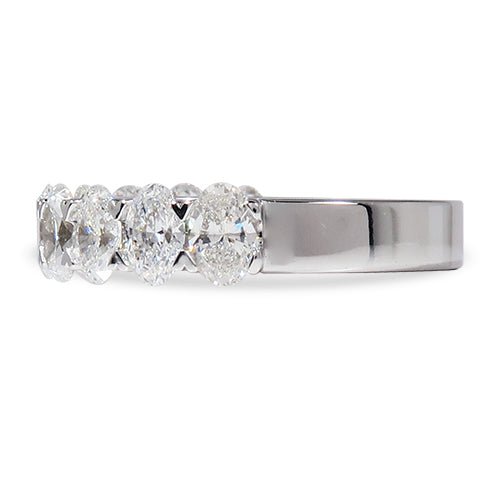 OVAL DIAMOND SHARED CLAW RING IN 14K WHITE GOLD - ALL RINGS