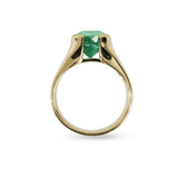 DEMI BEZEL WITH CUSHION CUT EMERALD IN 18K YELLOW GOLD