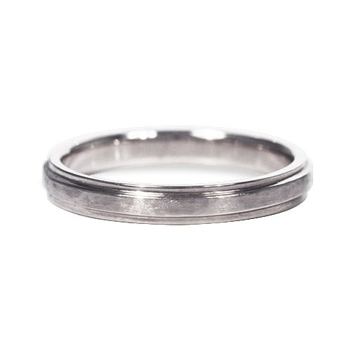 RAISED & HAMMERED CENTER WEDDING BAND IN WHITE GOLD - ALL RINGS
