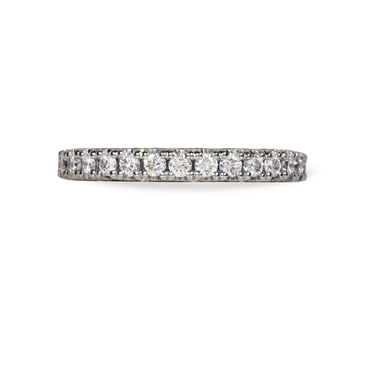 SCALLOPED WEDDING BAND IN WHITE GOLD WITH ROUND DIAMONDS - ANNIVERSARY & CELEBRATION RINGS
