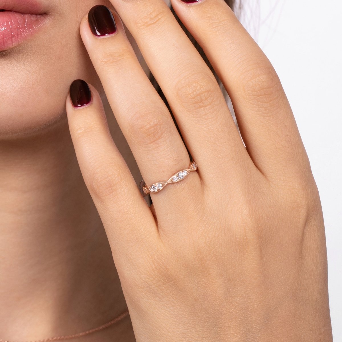 RIBBON RING IN ROSE GOLD WITH PAVÉ DIAMONDS - ANNIVERSARY & CELEBRATION RINGS