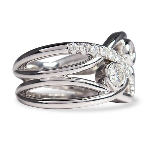 NEST RING WITH 3 DIAMONDS IN WHITE GOLD - ALL RINGS