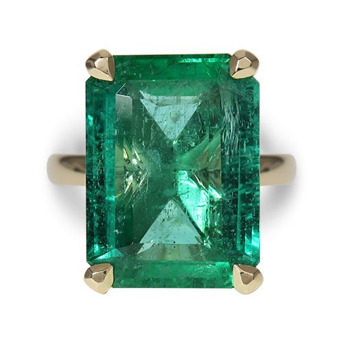 6CT EMERALD RING - ALL RINGS