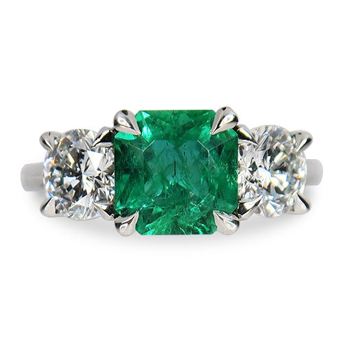 EMERALD RING WITH DIAMOND - ALL RINGS