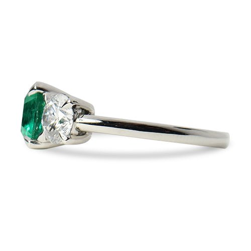 EMERALD RING WITH DIAMOND - ALL RINGS