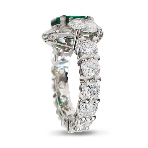 EMERALD AND DIAMOND RING - ALL RINGS