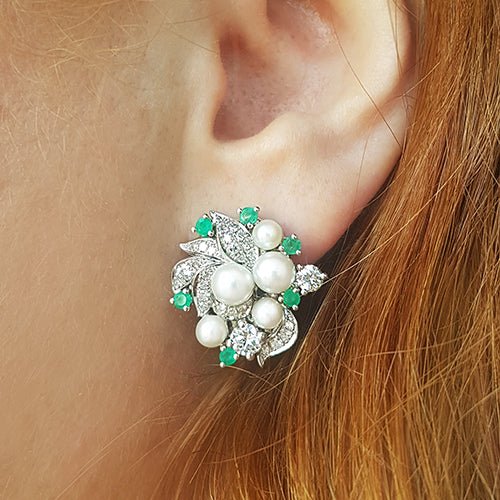 EARRINGS IN PEARL, DIAMOND, & EMERALD -