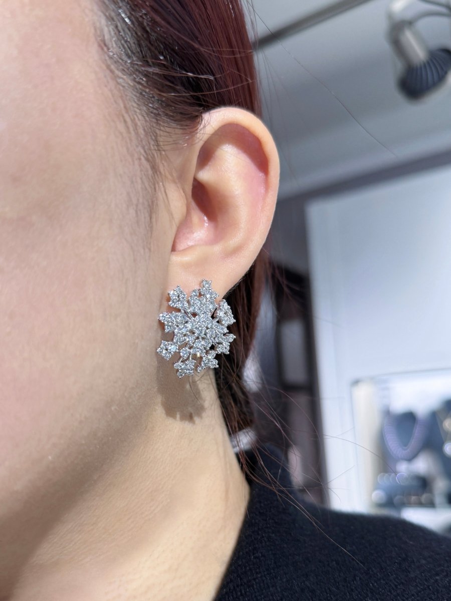 LACE EARRING IN WHITE GOLD - NECKLACES