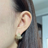 SCALLOPED HOOP EARRINGS IN YELLOW GOLD - EARRINGS