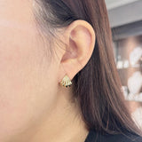 SMALL SCALLOPED HOOP EARRINGS IN YELLOW GOLD - EARRINGS