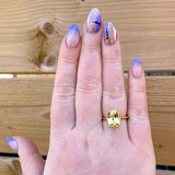 5 CARAT YELLOW SAPPHIRE RING IN 18 KARAT GOLD - ALL RINGS