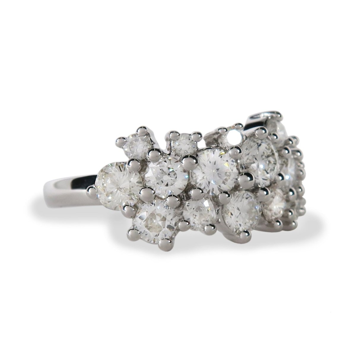 DIAMOND CLUSTER RING - Rings