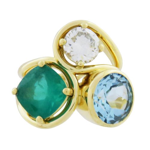 THREE GEM STATEMENT RING IN YELLOW GOLD -