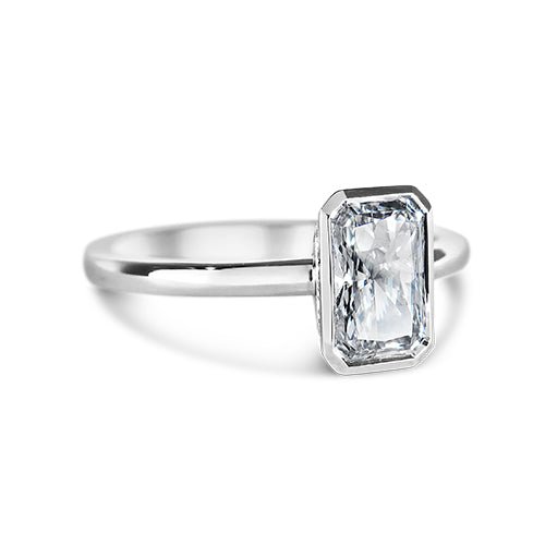 AMELIA PLATINUM DIAMOND ENGAGEMENT RING - ALL RINGS