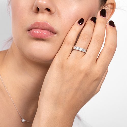 DECO WEDDING BAND IN WHITE GOLD WITH VERTICAL BAGUETTE DIAMONDS - ANNIVERSARY & CELEBRATION RINGS