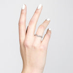 CHEVRON PAVÉ BAND -