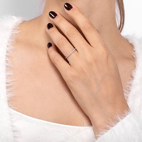 DELICATE DIAMOND WEDDING BAND WITH FULL ETERNITY IN WHITE GOLD -