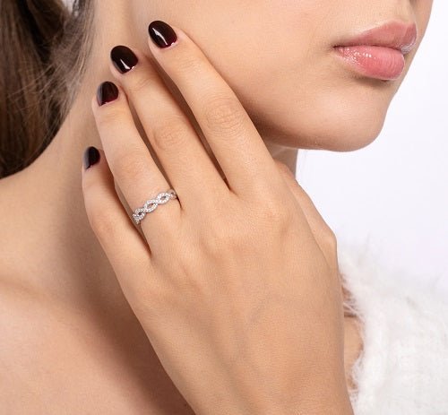 LOOSE WEAVE DIAMOND RING IN WHITE GOLD - ANNIVERSARY & CELEBRATION RINGS